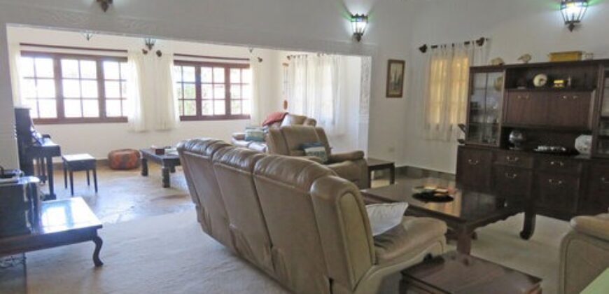 3 BEDROOM VILLA WITH GUEST COTTAGE ONLY MINUTES FROM THE BEACH 2ND ROW – SOUTH WATAMU