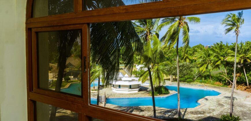 Beachfront studio unit in Diani.Nestled along the Diani beach road, this idyllic retreat is perfect for both short and long-term stays