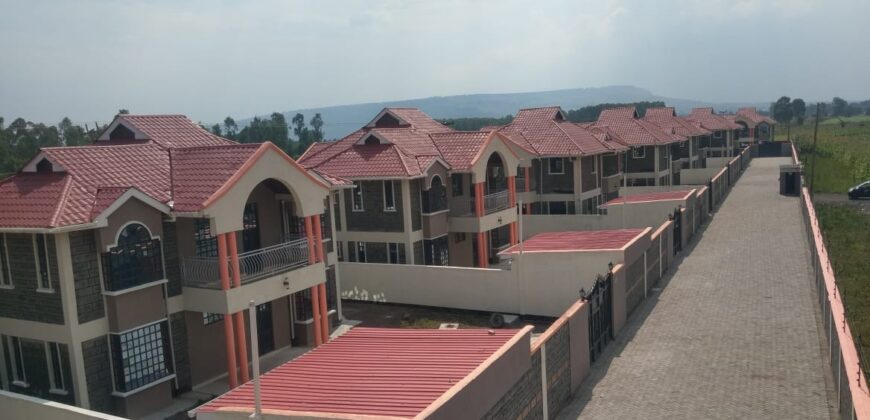 4 bedroom all ensuite with Dsq located in Lanet Nakuru a quiet neighborhood with excellent finishes, in a gated community of eight units